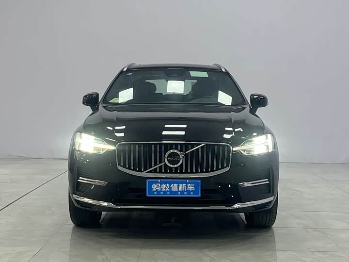 Фото 2 - Volvo XC60