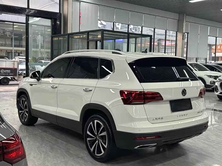 Фото 10 - Volkswagen Tharu