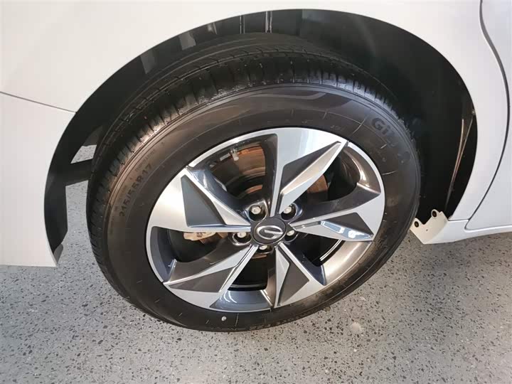 Фото 26 - GAC Trumpchi M6