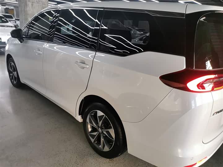 Фото 5 - GAC Trumpchi M6