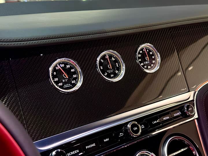 Фото 18 - Bentley Continental GT