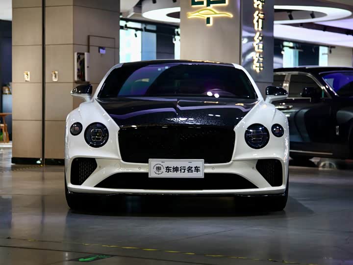 Фото 2 - Bentley Continental GT