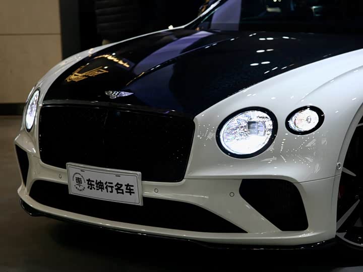 Фото 5 - Bentley Continental GT