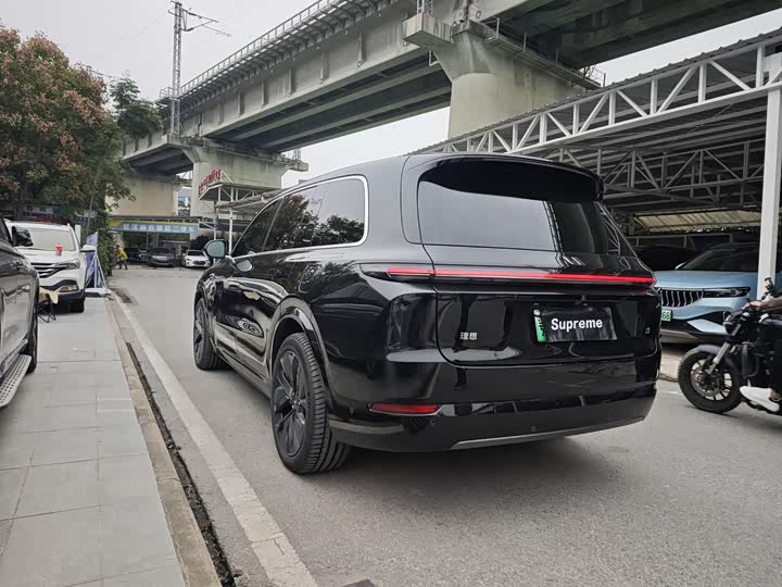 Фото 19 - LiXiang L9