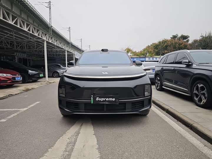 Фото 2 - LiXiang L9