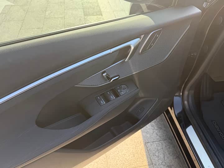 Фото 10 - Buick LaCrosse