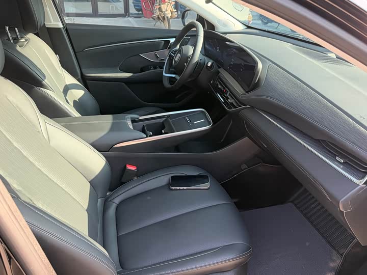 Фото 18 - Buick LaCrosse