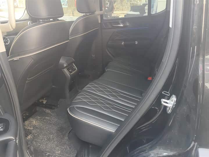 Фото 11 - Tank 300