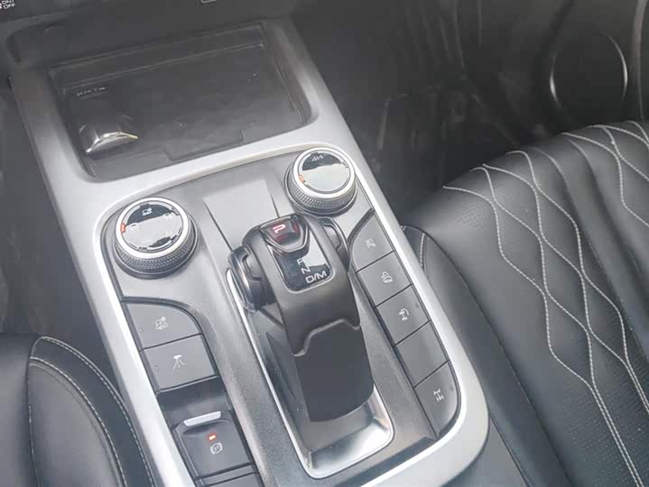 Фото 16 - Tank 300