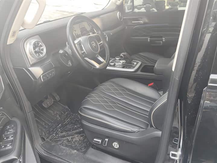 Фото 9 - Tank 300