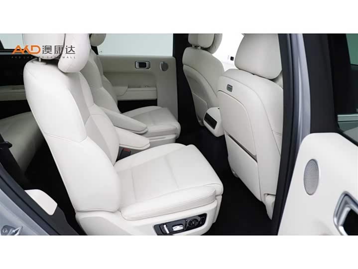 Фото 8 - LiXiang L9