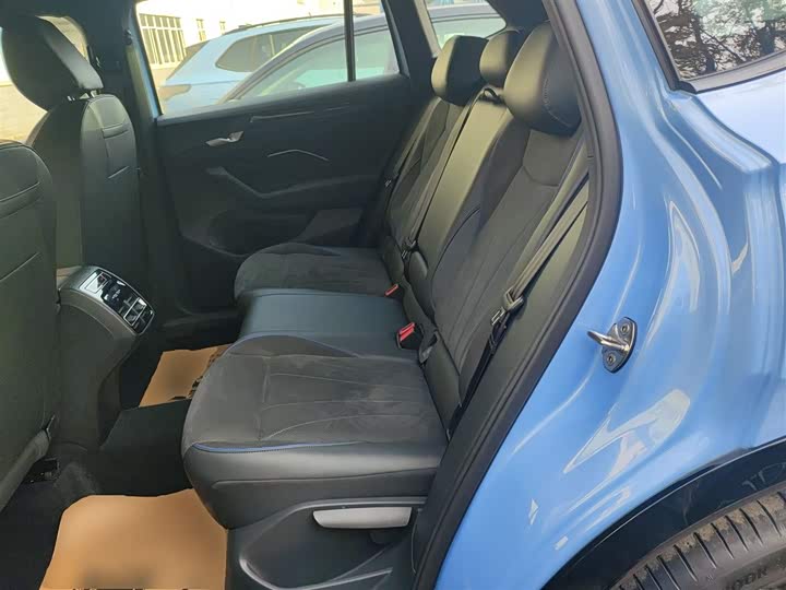 Фото 17 - Volkswagen Tiguan L Pro