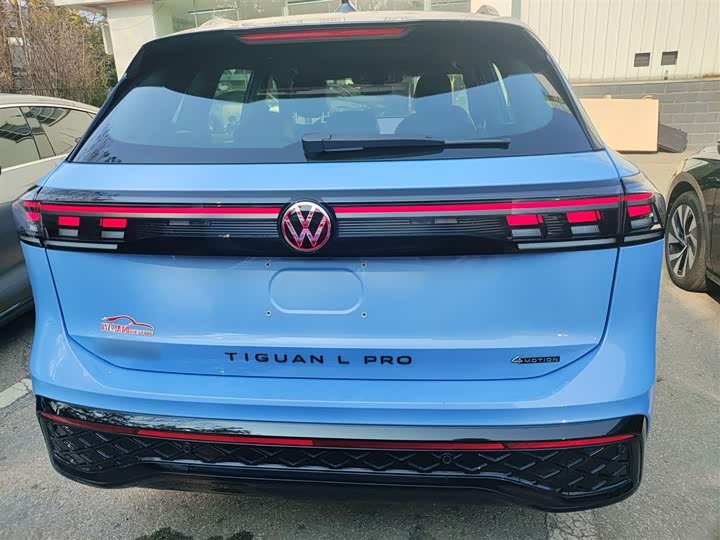 Фото 6 - Volkswagen Tiguan L Pro