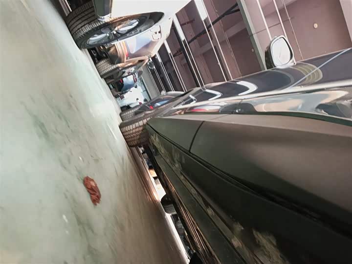 Фото 22 - Ford Mustang Mach-E