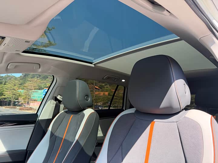 Фото 11 - Volkswagen ID.6 Crozz