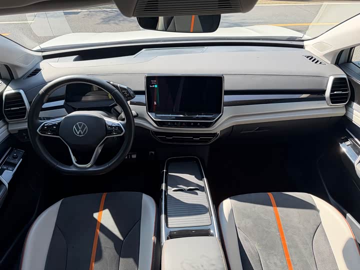 Фото 16 - Volkswagen ID.6 Crozz