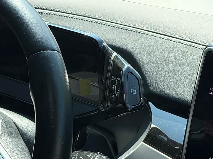 Фото 20 - Volkswagen ID.6 Crozz