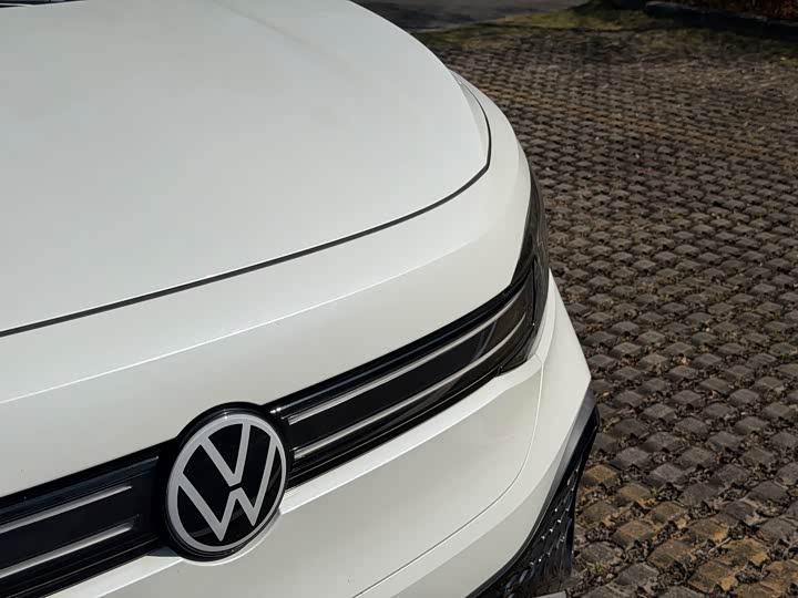 Фото 25 - Volkswagen ID.6 Crozz