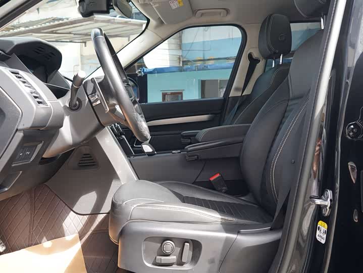 Фото 4 - Land Rover Discovery