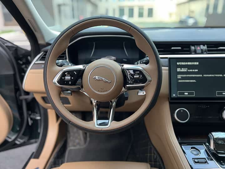 Фото 7 - Jaguar XF L