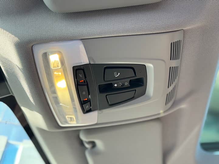 Фото 13 - BMW X1