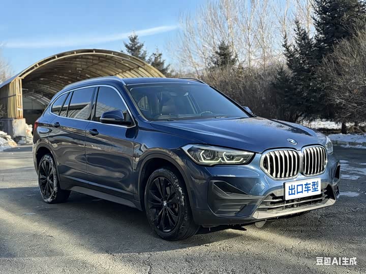 Фото 3 - BMW X1