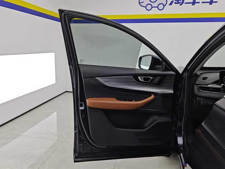 Фото 7 - Chery Tiggo 8 Plus