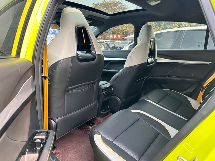 Фото 10 - MG Motor 5 Scorpio