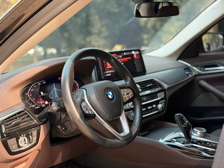 Фото 4 - BMW 5 Series