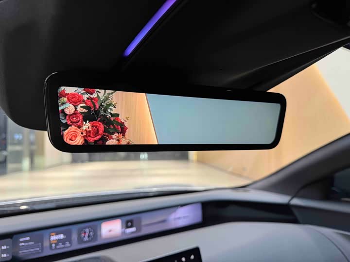 Фото 11 - Avatr 12