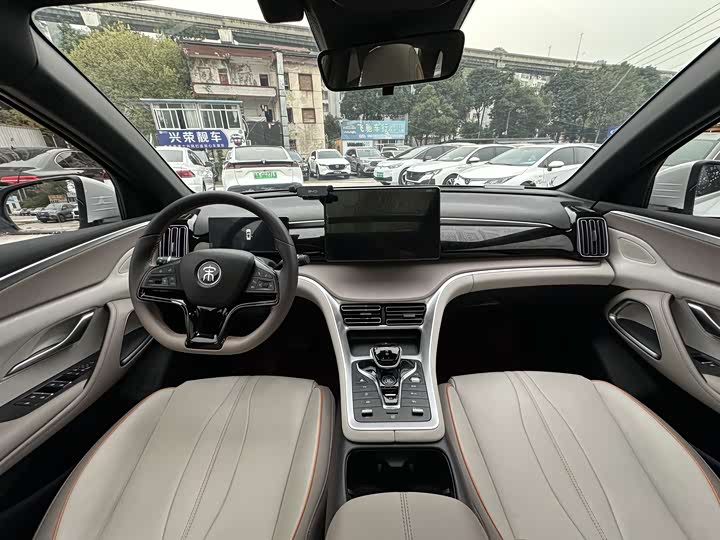 Фото 14 - BYD Song Pro Hybrid