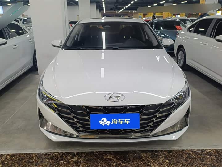 Фото 2 - Hyundai Elantra N line
