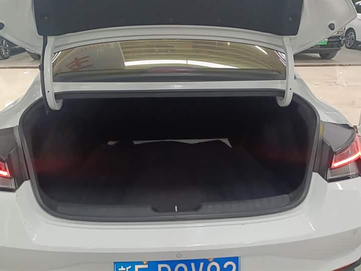 Фото 4 - Hyundai Elantra N line