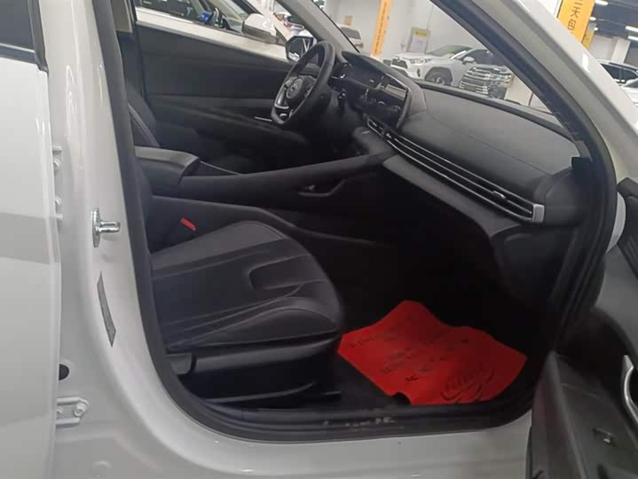 Фото 8 - Hyundai Elantra N line