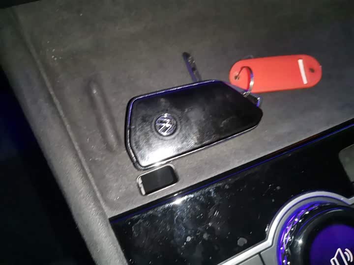 Фото 15 - Volkswagen Tiguan L Pro