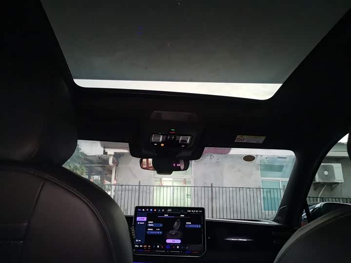 Фото 25 - Volkswagen Tiguan L Pro