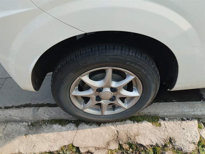 Фото 26 - Roewe Clever