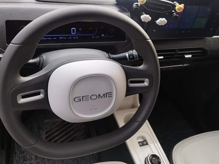 Фото 12 - Geely Galaxy Panda Mini