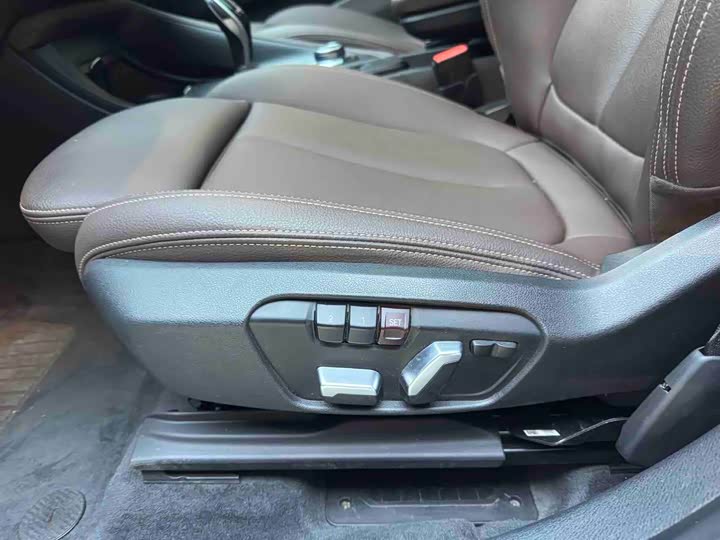 Фото 17 - BMW X1