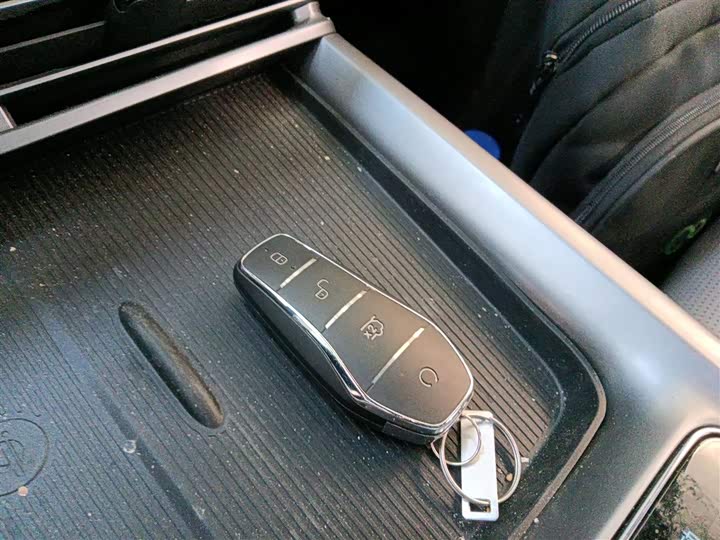 Фото 9 - BYD Seal