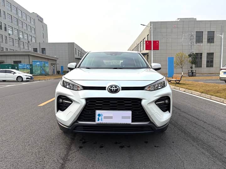 Фото 2 - Toyota Wildlander
