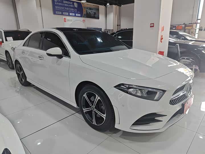 Фото 3 - Mercedes-Benz A-Class