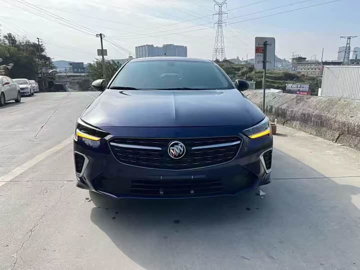 Фото 2 - Buick Regal