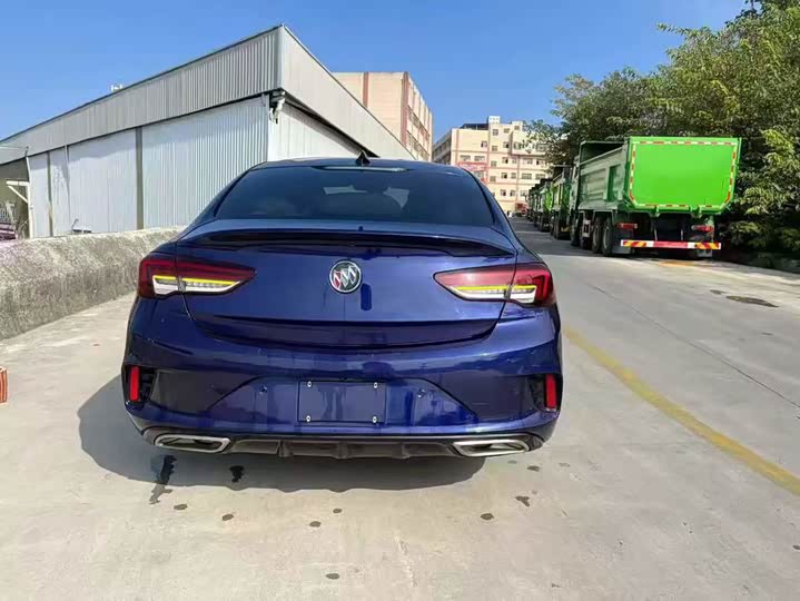 Фото 8 - Buick Regal