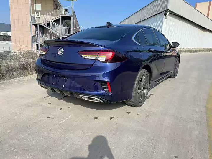 Фото 9 - Buick Regal