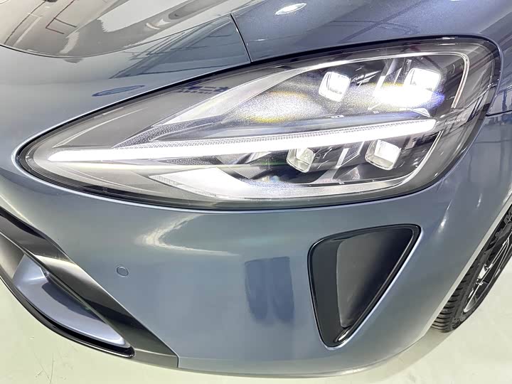 Фото 18 - Xiaomi SU7