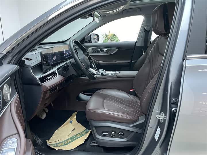 Фото 14 - Chery Tiggo 8 Pro