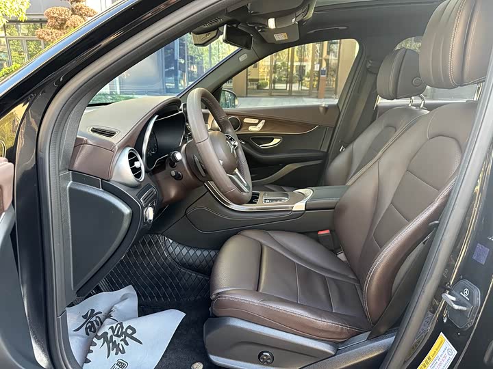 Фото 4 - Mercedes-Benz GLC-Class