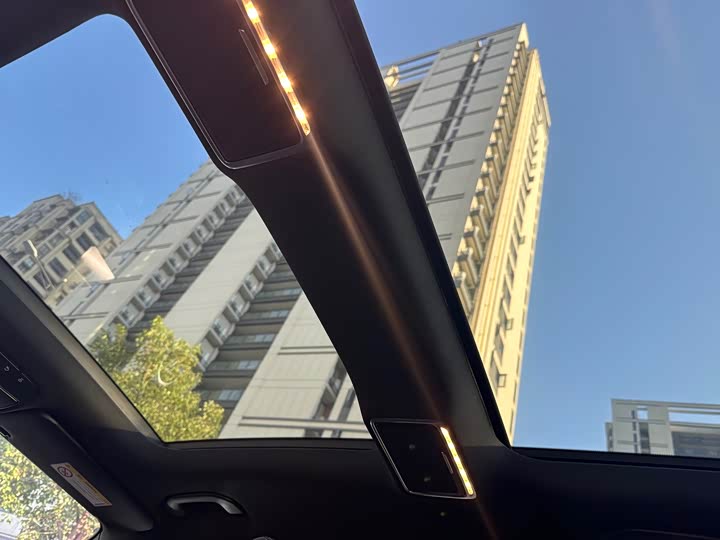 Фото 8 - Mercedes-Benz GLC-Class