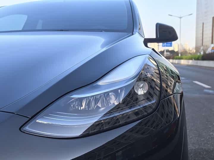 Фото 6 - Tesla Model Y